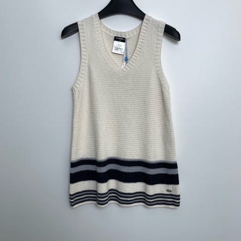 CHANEL top