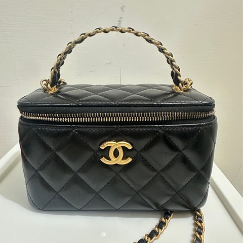 Chanel 23P 亮面牛皮長盒子