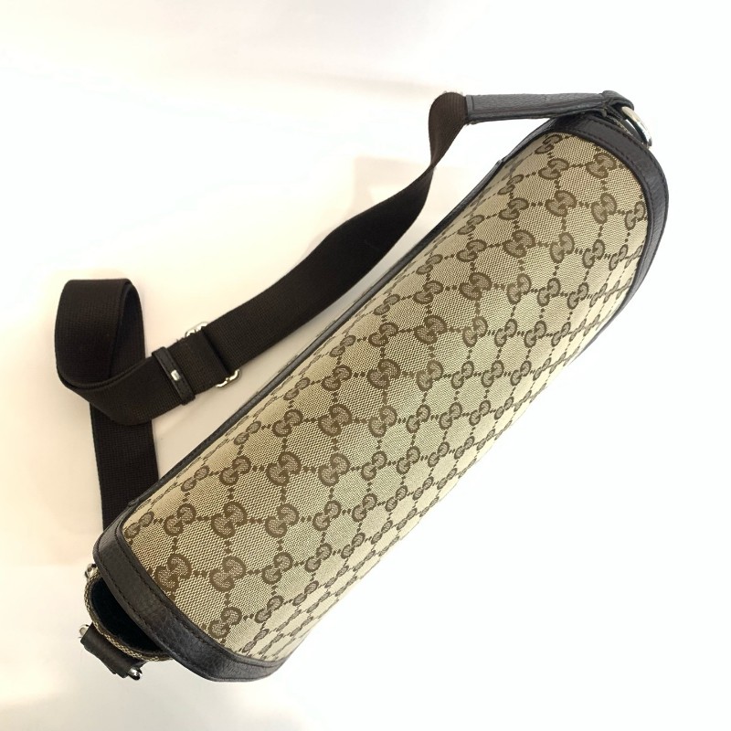 Gucci/古馳棕色老花郵差包黑 底長31㎝。-4