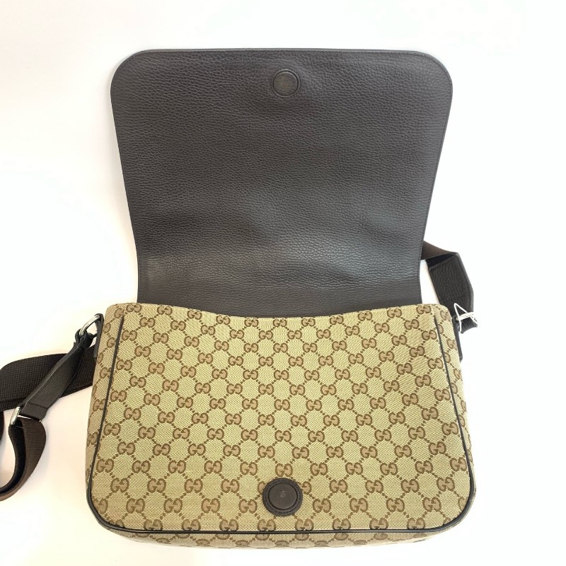 Gucci/古馳棕色老花郵差包黑 底長31㎝。-7
