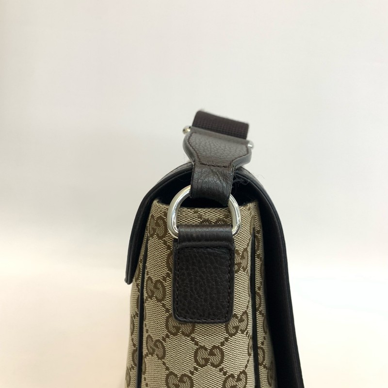 Gucci/古馳棕色老花郵差包黑 底長31㎝。-14