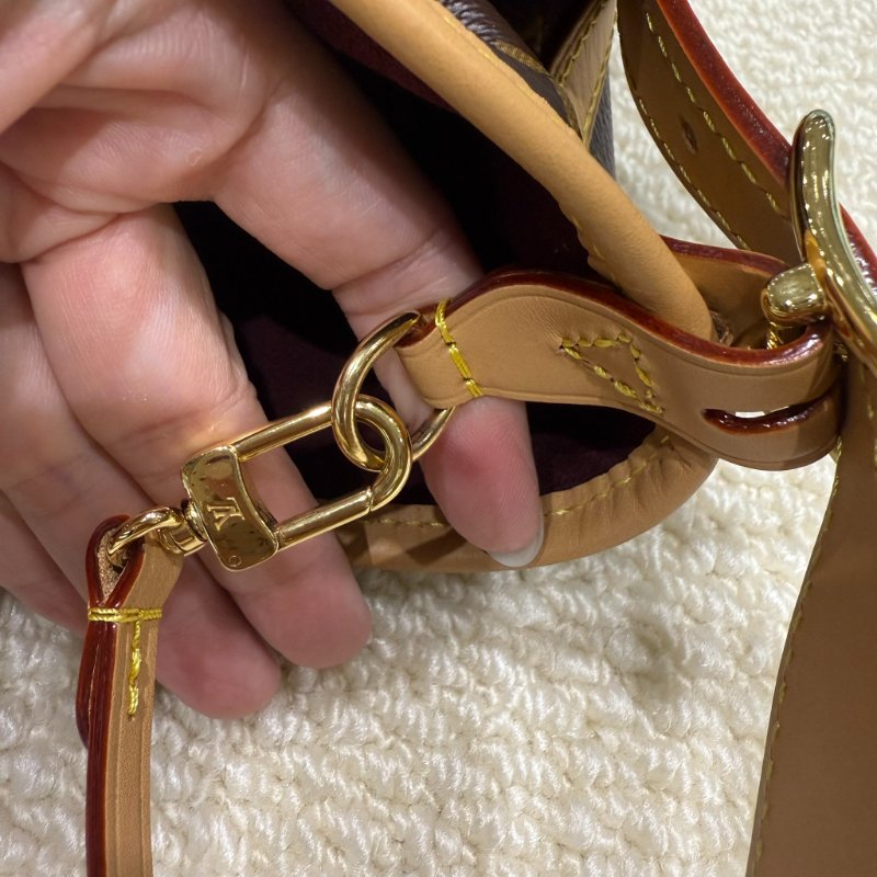 Louis Vuitton - CarryAll PM 肩背包-22