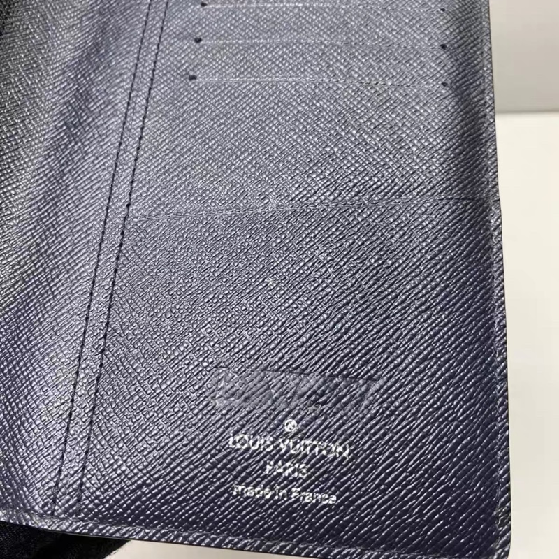 Louis Vuitton • 限量動物園17s長頸鹿全皮老花壓紋翻蓋長夾 全配✔️-9