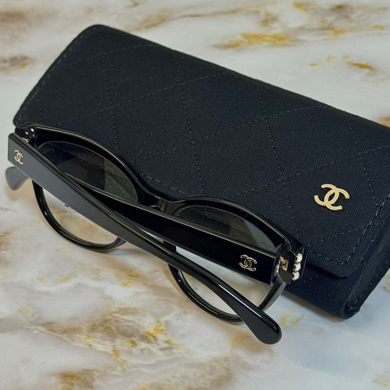 🎉新品好折扣✨Chanel 3440H Butterfly 珍珠裝飾平光眼鏡鏡框 黑金/珍珠飾邊-7