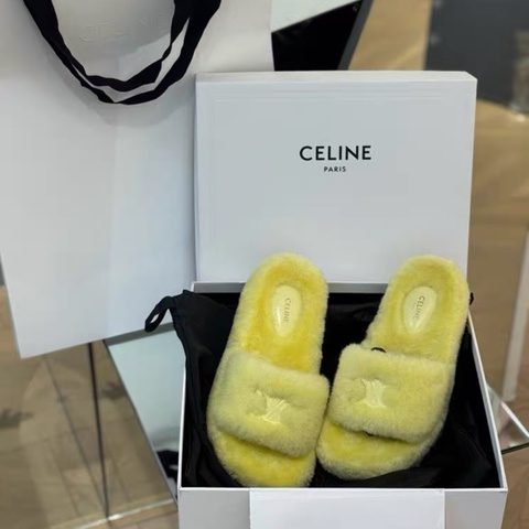 Celine • 凱旋門鵝黃色毛絨拖鞋 秋冬必備!!