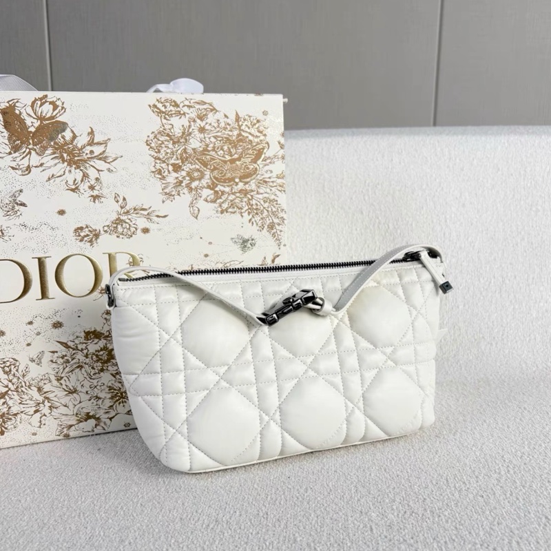 Dior • Travel Nomad 騰格紋 白色銀釦牛皮飯盒包 中號-6