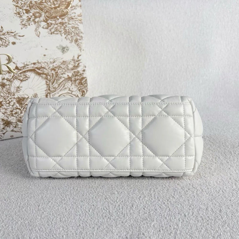 Dior • Travel Nomad 騰格紋 白色銀釦牛皮飯盒包 中號-7