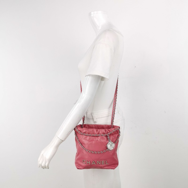 Chanel 22Bag迷你油蠟皮鏈條字母Logo金幣吊墜斜挎單肩包-1