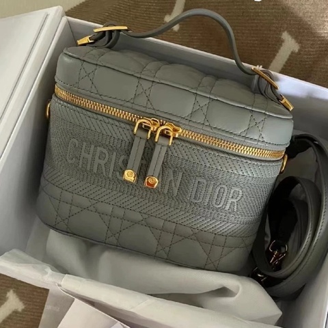 Dior • Travel Vanity 藍色金釦羊皮化妝盒子包 小號