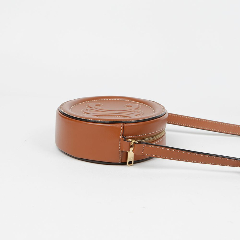 CELINE Triope 橢圓形脈衝斜背包 10I703DPQ-4