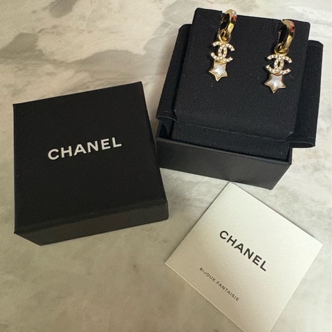 香奈兒Chanel 珍珠星星 閃石垂吊 金色耳環2024年春夏24C