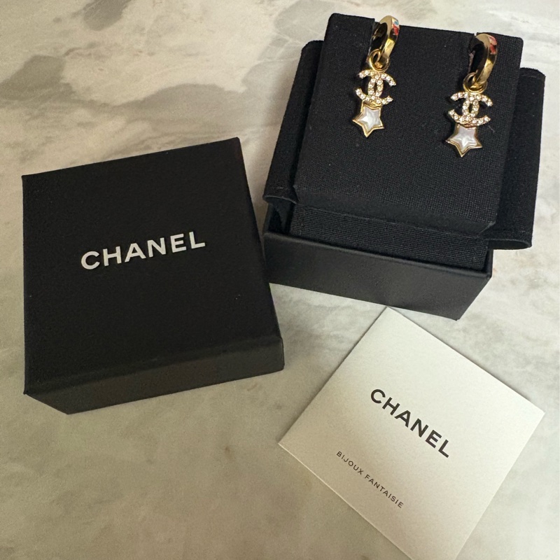 香奈兒Chanel 珍珠星星 閃石垂吊 金色耳環2024年春夏24C-0