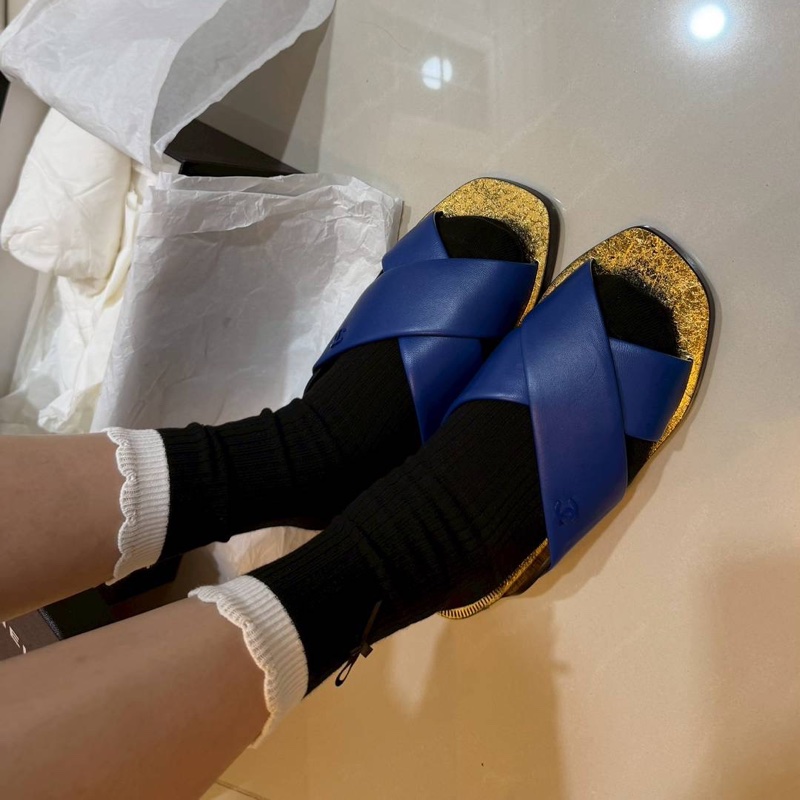 CHANEL 香奈兒 Prefall 埃及 金色 寶藍 穆訥鞋 涼拖鞋 涼鞋 拖鞋-4