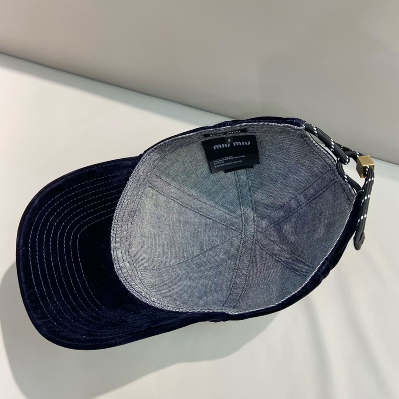 MIUMIU秋天絲絨捧球帽 黑色 S M L-0