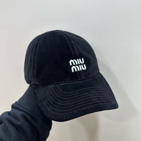 Miu Miu 絲絨捧球帽 # S M L 黑色沙色海軍藍棕色