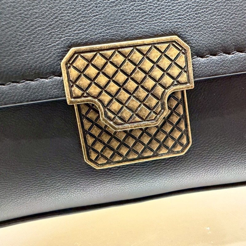 BV 黑色編織鏈條小包-3