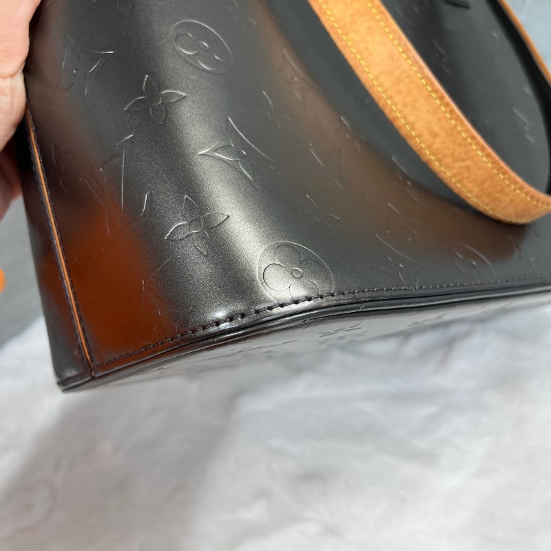 LV  銀灰色薇薇安手提包托特包-10