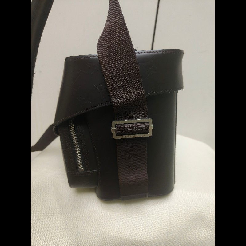 ㊣✨Louis Vuitton✨(附防塵袋)路易威登 LV 可可色 壓紋 老花 壓釦 相機包 肩背包/二手精品/二手包/保證正品🌳二手樹屋🌳-3