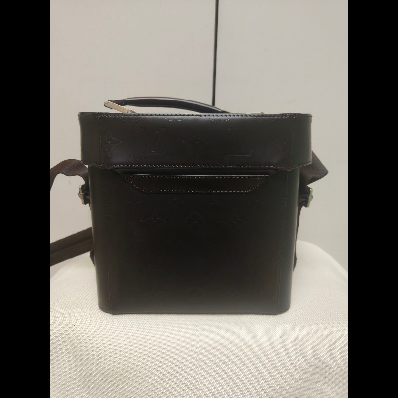 ㊣✨Louis Vuitton✨(附防塵袋)路易威登 LV 可可色 壓紋 老花 壓釦 相機包 肩背包/二手精品/二手包/保證正品🌳二手樹屋🌳-4