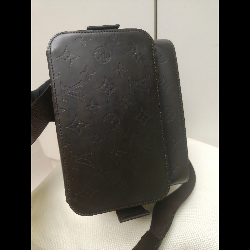 ㊣✨Louis Vuitton✨(附防塵袋)路易威登 LV 可可色 壓紋 老花 壓釦 相機包 肩背包/二手精品/二手包/保證正品🌳二手樹屋🌳-7