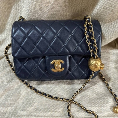 小巴黎二手名牌真品chanel mini coco 金球 狀況好 ㄧ包難求 午夜藍