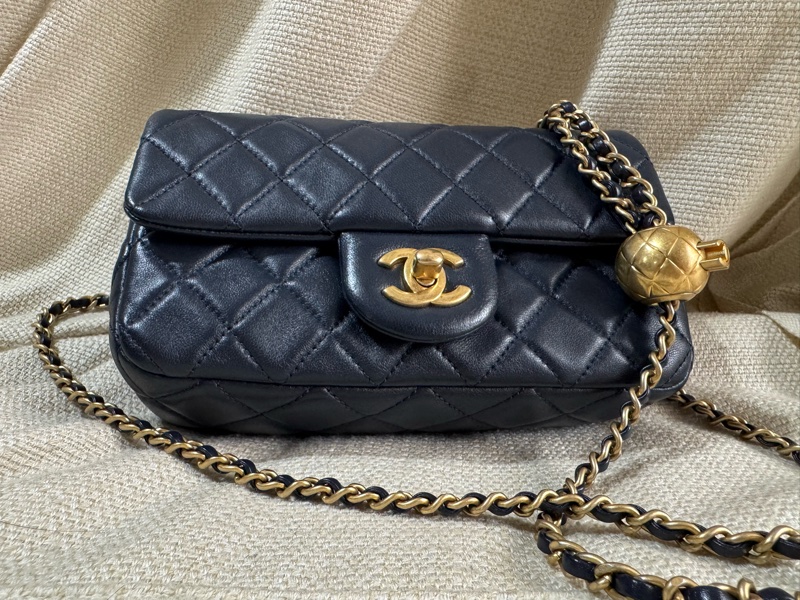 小巴黎二手名牌真品chanel mini coco 金球 狀況好 ㄧ包難求 午夜藍-3