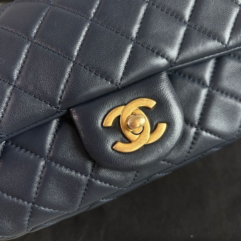 小巴黎二手名牌真品chanel mini coco 金球 狀況好 ㄧ包難求 午夜藍-5