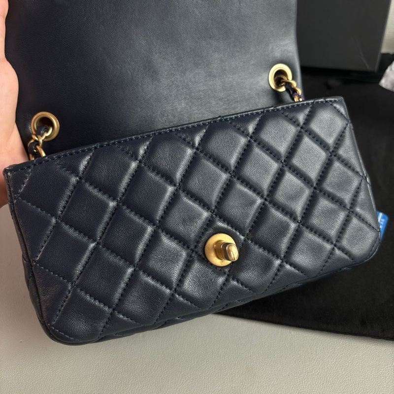 小巴黎二手名牌真品chanel mini coco 金球 狀況好 ㄧ包難求 午夜藍-6