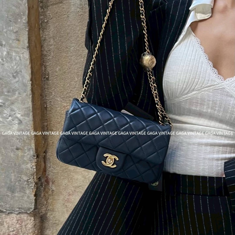 小巴黎二手名牌真品chanel mini coco 金球 狀況好 ㄧ包難求 午夜藍-17