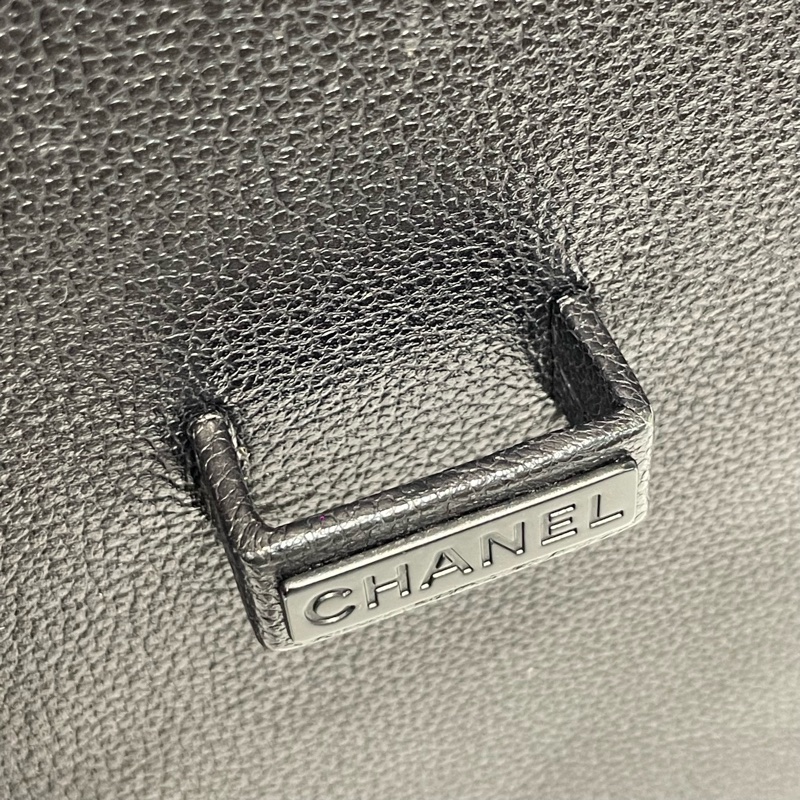 Chanel So Black 斜揹袋 XB340-18