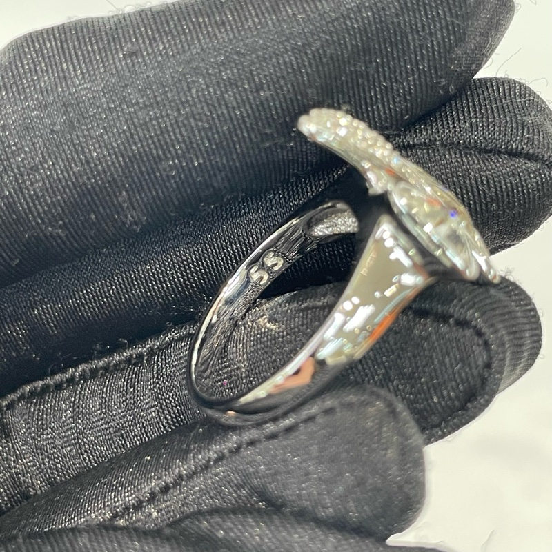 Swarovski 三角形水晶戒指 X995-9