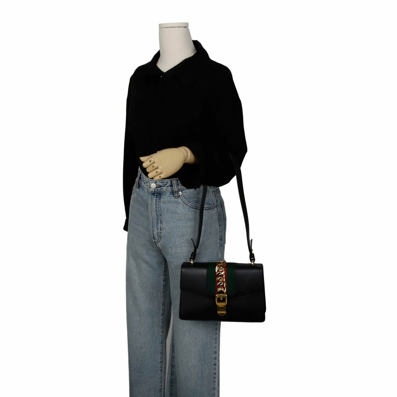 GUCCI Silvy 小號單肩包 421882-15
