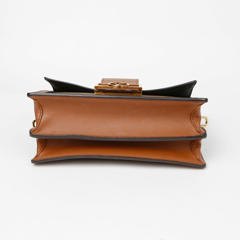 LOUIS VUITTON Dauphine MM Monogram 反面帆布肩背包-5