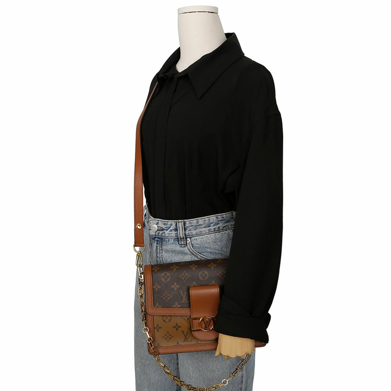 LOUIS VUITTON Dauphine MM Monogram 反面帆布肩背包-10