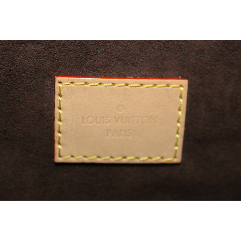 Louis Vuitton Monogram Pochette Metis Messenger Crossbody Bag-25