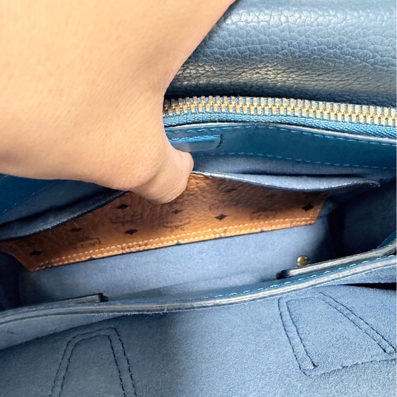 MCM Milla迷你藍色牛皮托特包-5