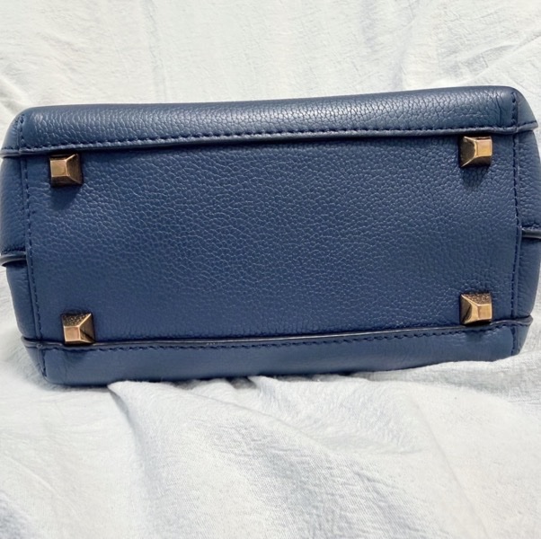 MCM Milla迷你藍色牛皮托特包-22