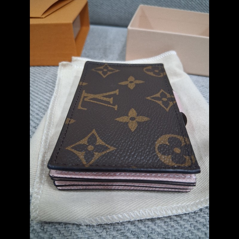 Lv 新款卡夾-4