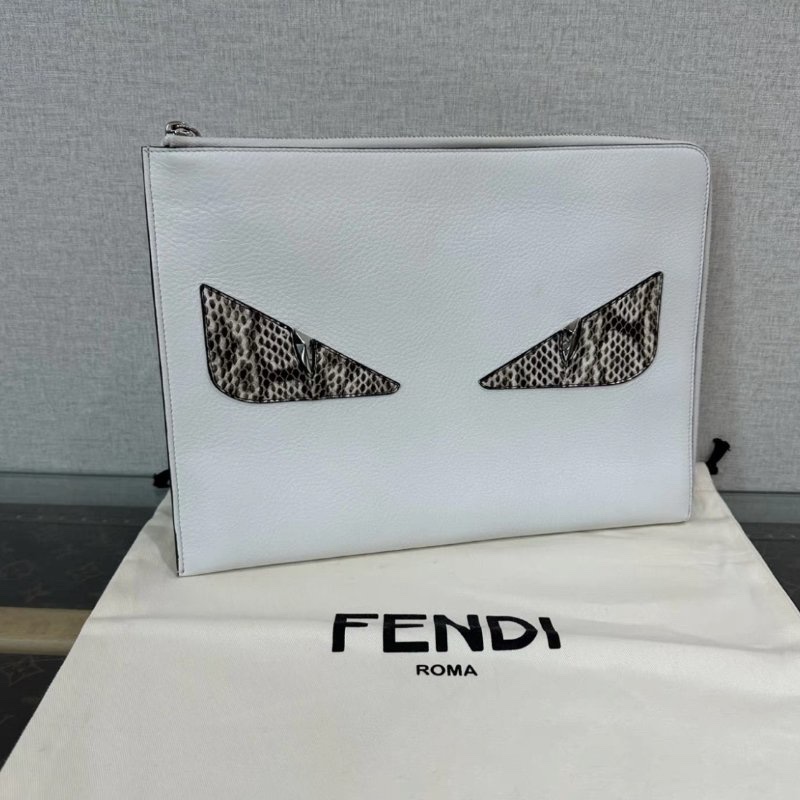 FENDI 白銀蛇皮小怪獸手拿包 30*23 98新配件:盒子塵袋購證-1