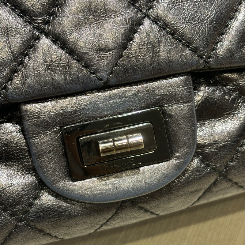 【Chanel 】香奈兒油蠟皮黑銀2.55 大號-13