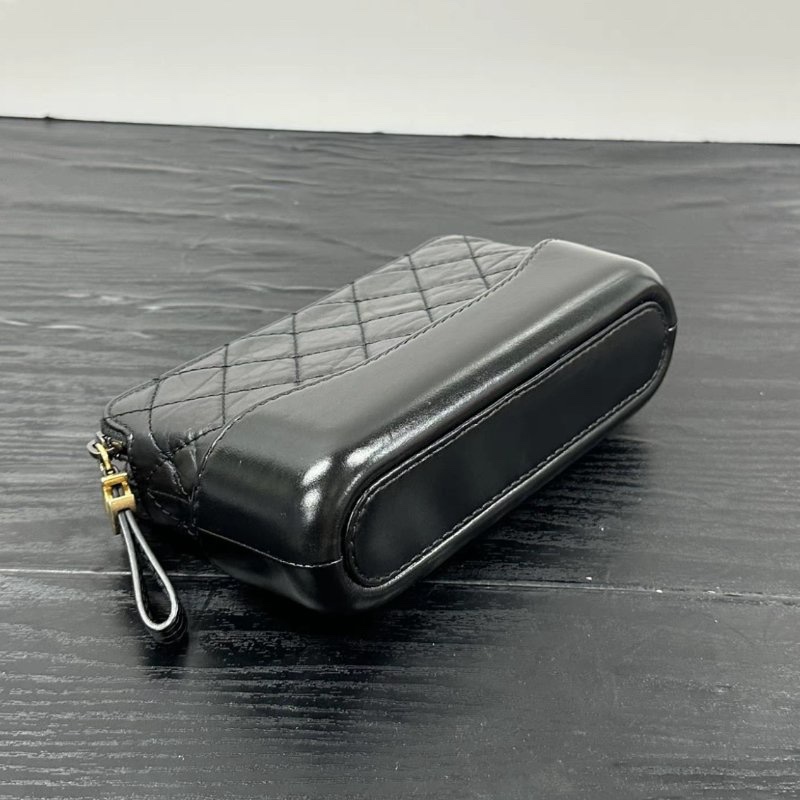 CHANEL 黑色流浪鏈條肩背斜背包mini 18.5*10*4 98新配件塵袋-2