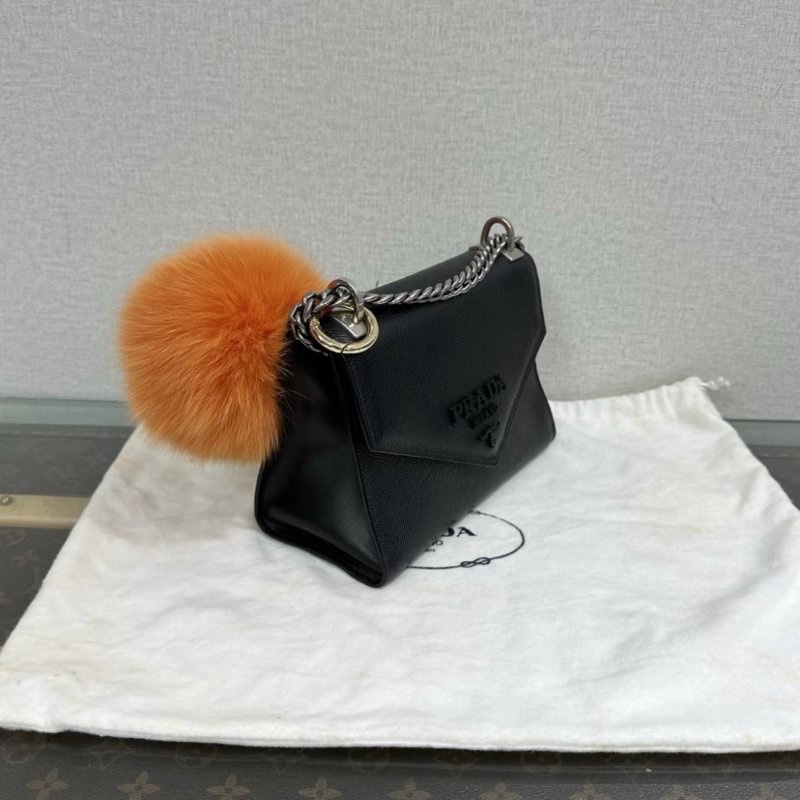 PRADA Monochrome黑銀十字紋肩背斜背包 21*14.5*10 98新配件塵袋掛飾-1