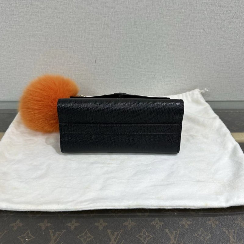 PRADA Monochrome黑銀十字紋肩背斜背包 21*14.5*10 98新配件塵袋掛飾-3
