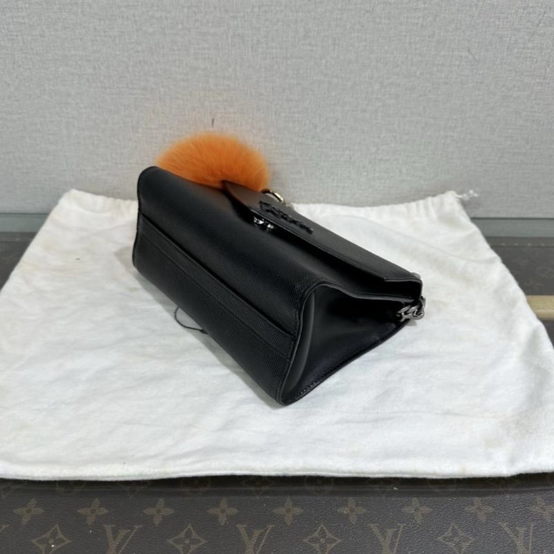 PRADA Monochrome黑銀十字紋肩背斜背包 21*14.5*10 98新配件塵袋掛飾-4