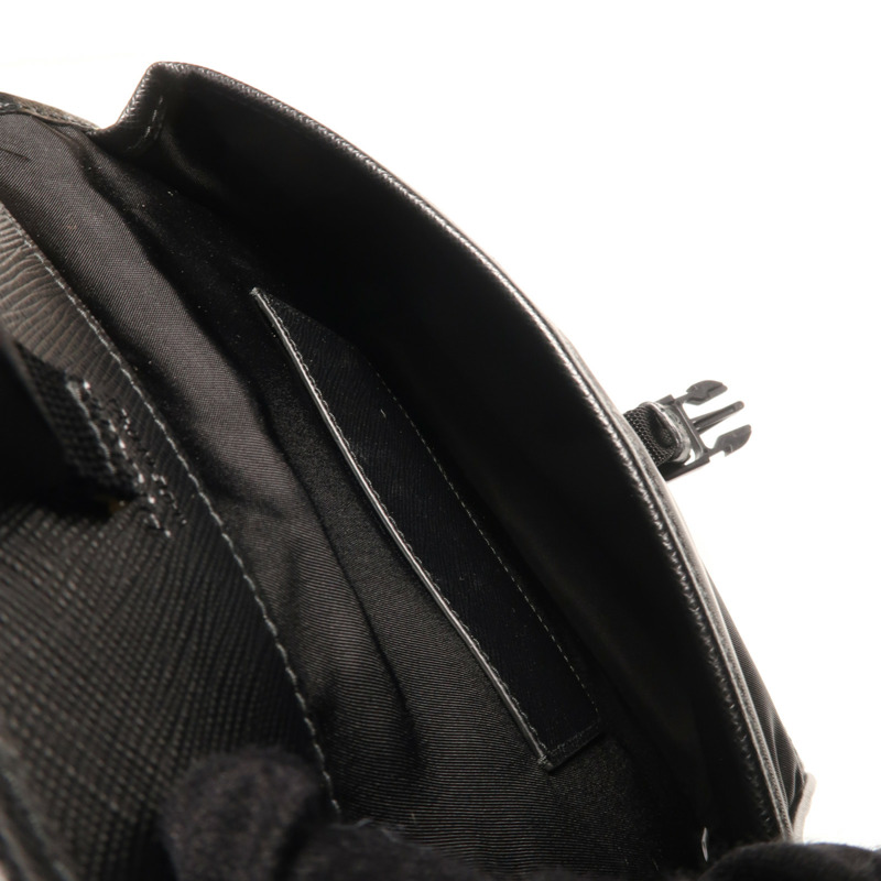 PRADA 尼龍Shoulder Bag銀扣肩背袋-9