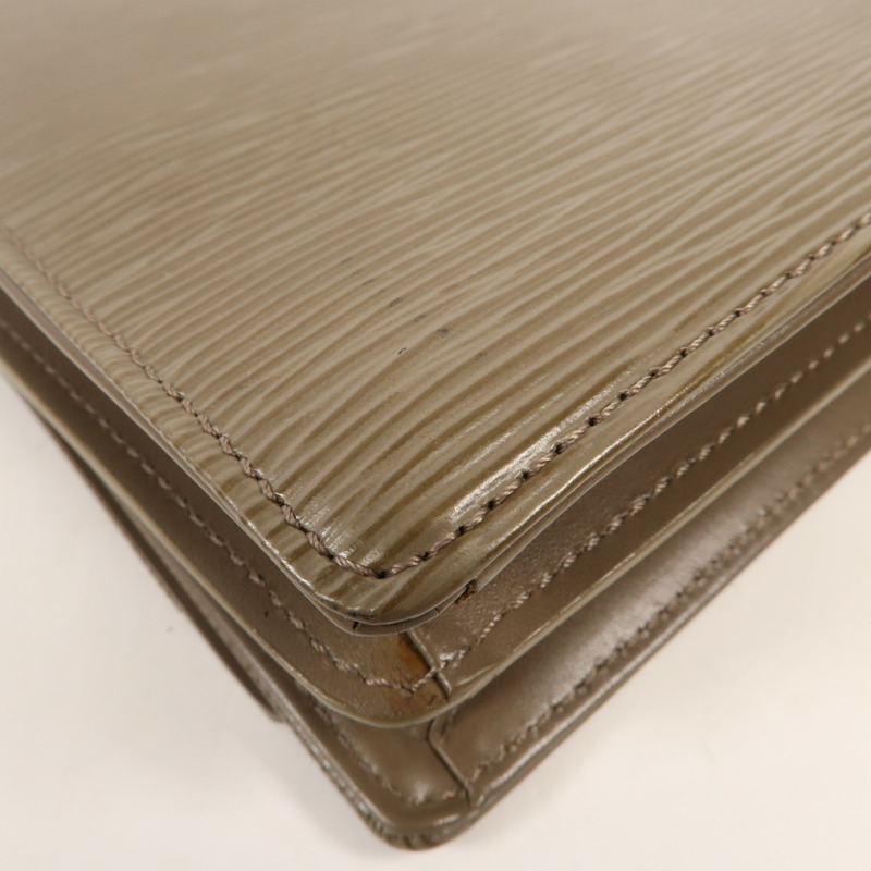 LOUIS VUITTON Epi Saint Tropez銀扣肩背袋-7