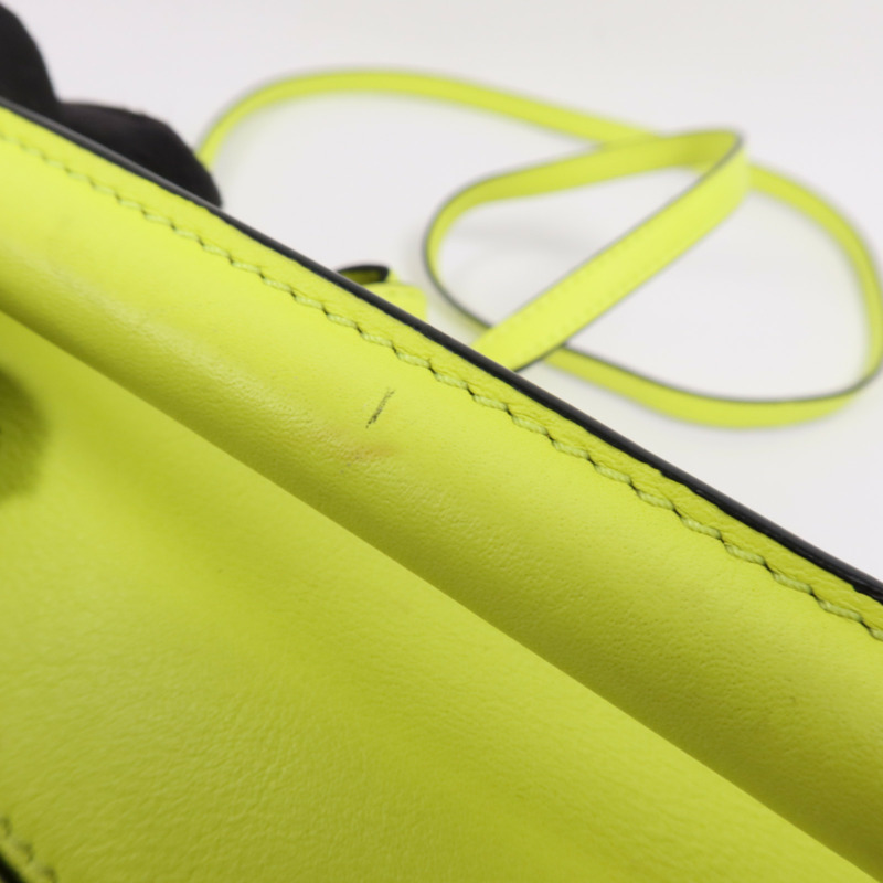 LOEWE 牛皮皮革Mini Puzzle銀扣手挽肩背兩用袋-10