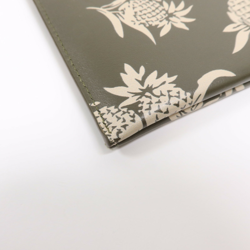 YVES SAINT LAURENT 牛皮皮革Pouch金扣手拿包-6