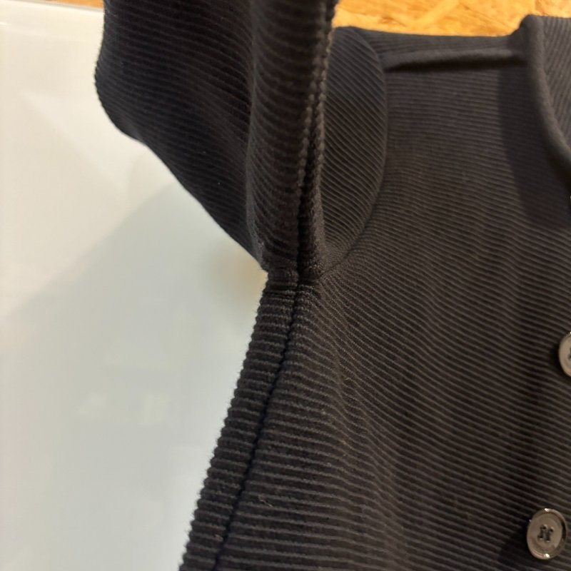 【美收精品】BURBERRY 黑色針織外套 4-113【隔月月中將轉賣至日本 上架期限30天】-2