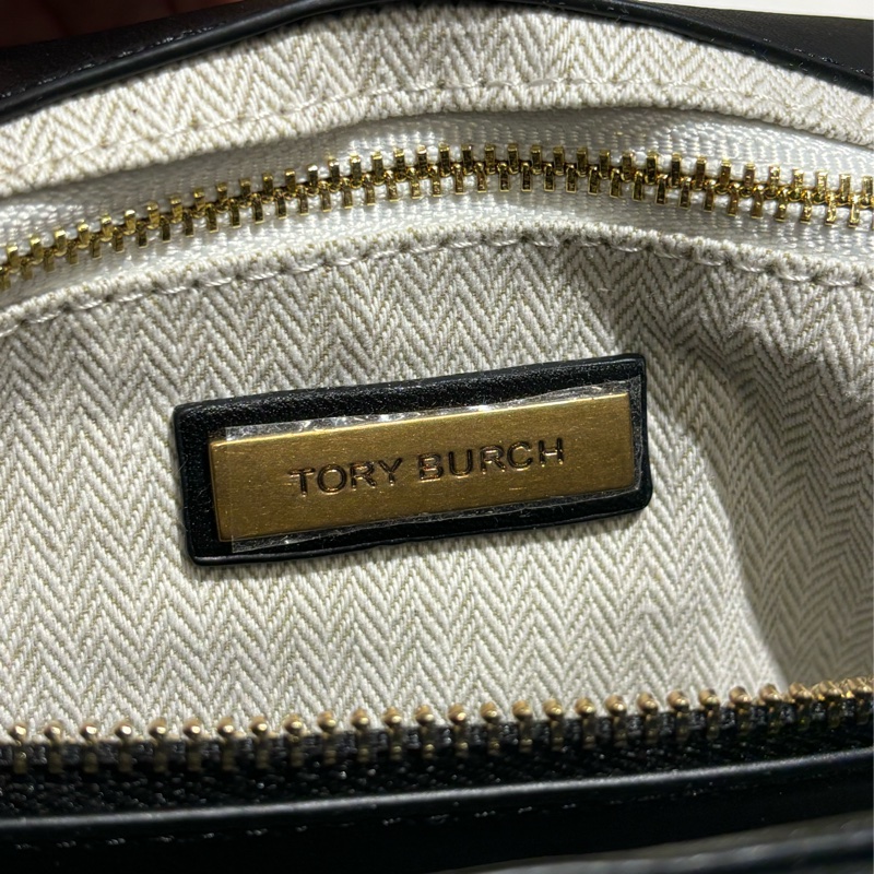 TORY BURCH Kira系列 大號 雙TLogo人字銜縫 翻蓋磁扣鏈條包單肩斜背包-12